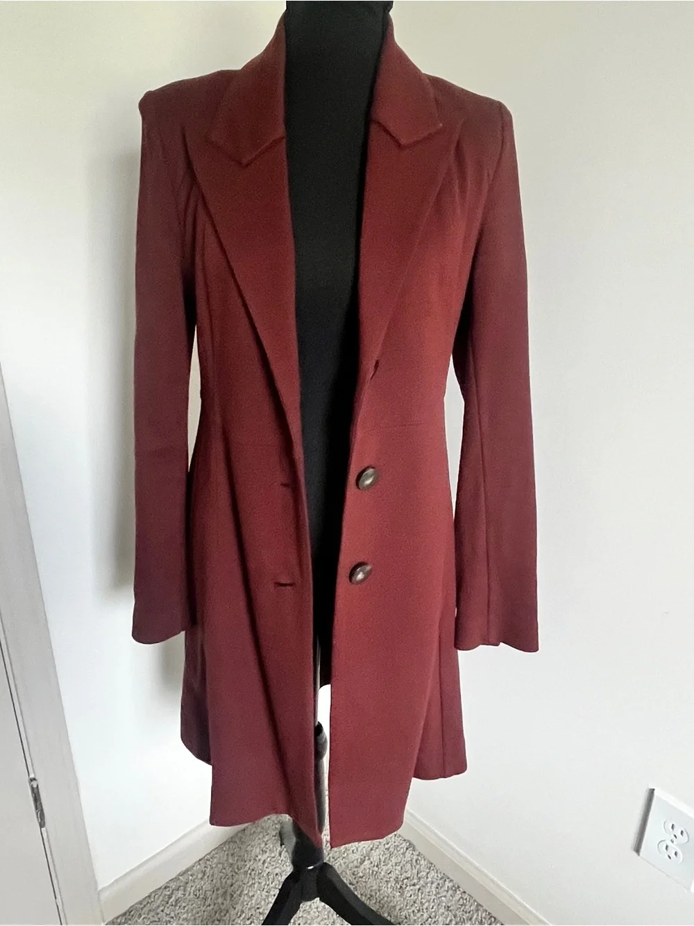 CAbi chic sophisticated